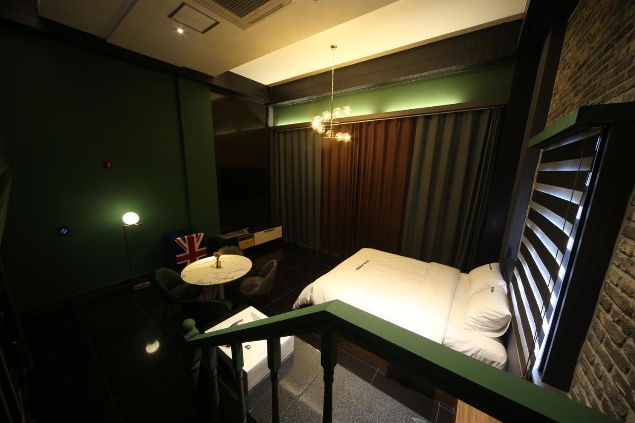 Hotel Yeogiatte Daegu Station ภายนอก รูปภาพ