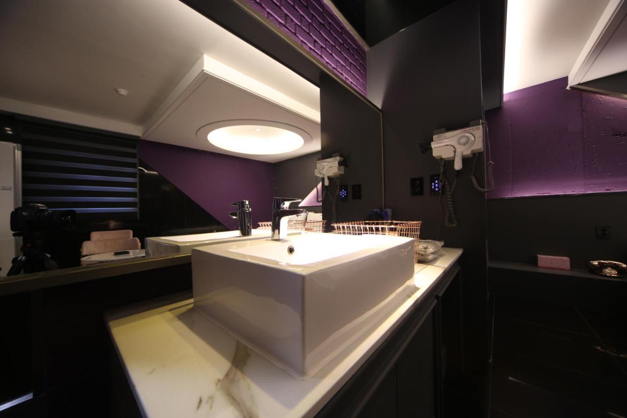 Hotel Yeogiatte Daegu Station ภายนอก รูปภาพ