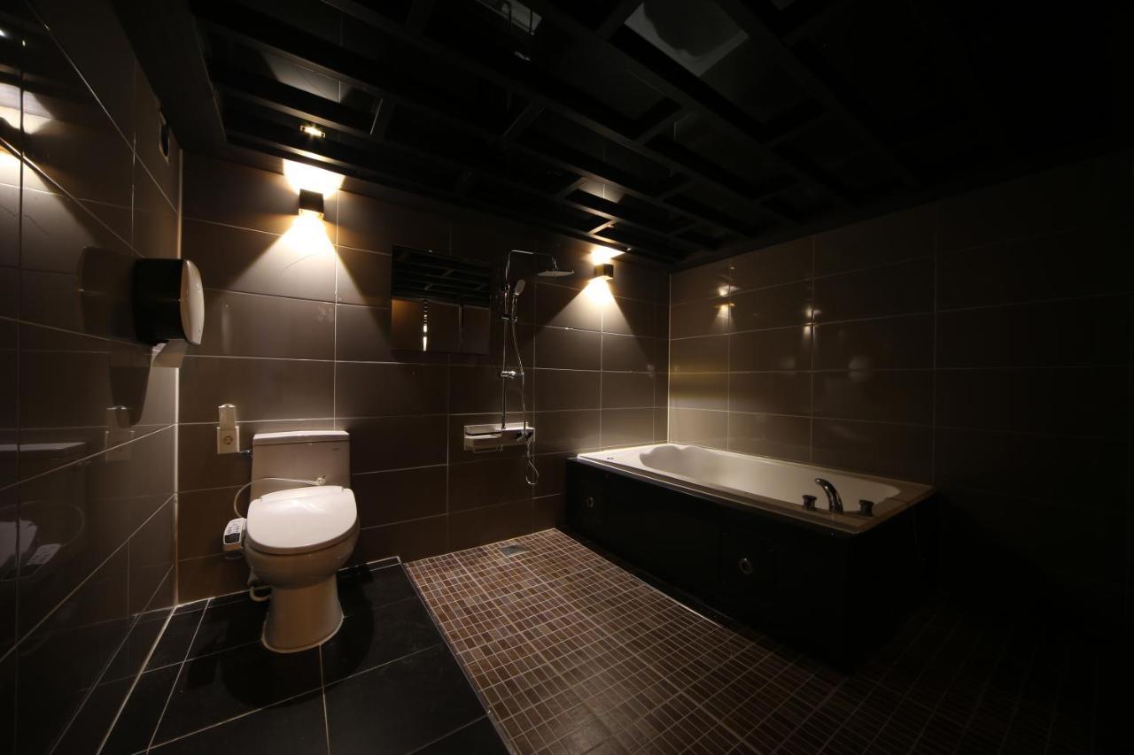 Hotel Yeogiatte Daegu Station ภายนอก รูปภาพ